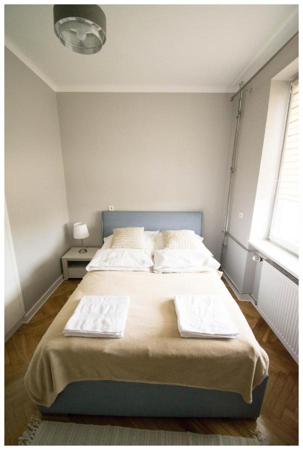 Color 24 Apartament III Сталова Вола Екстериор снимка
